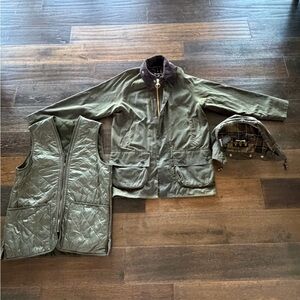 Barbour Classic Beaufort Olive Jacket, vest, and detachable hood Size 38